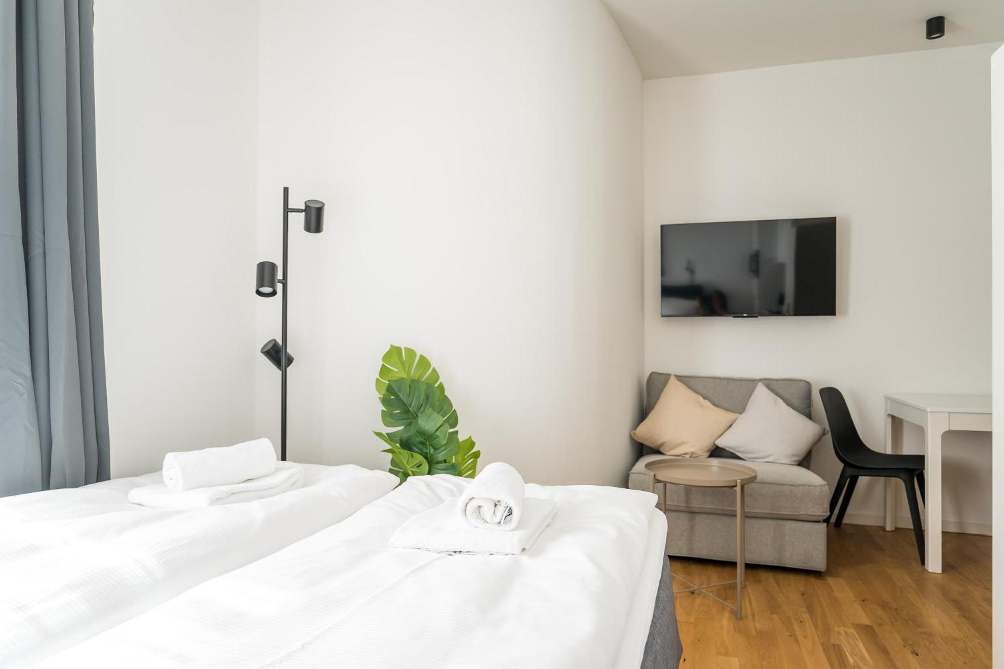 Homaris Apartments Schlueterstrasse Берлин Экстерьер фото