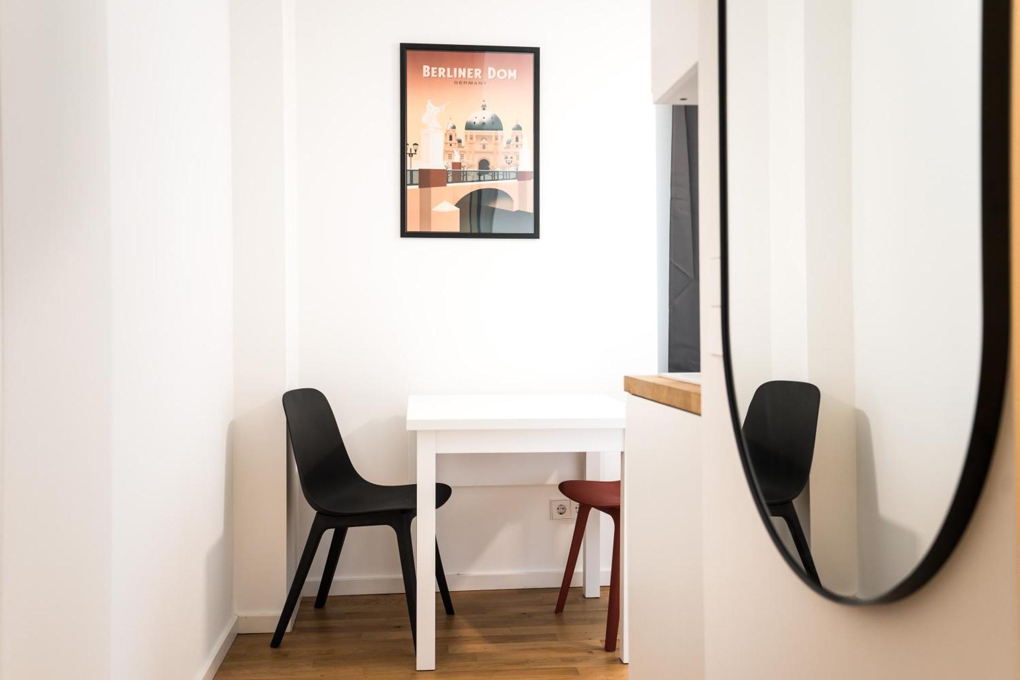 Homaris Apartments Schlueterstrasse Берлин Экстерьер фото