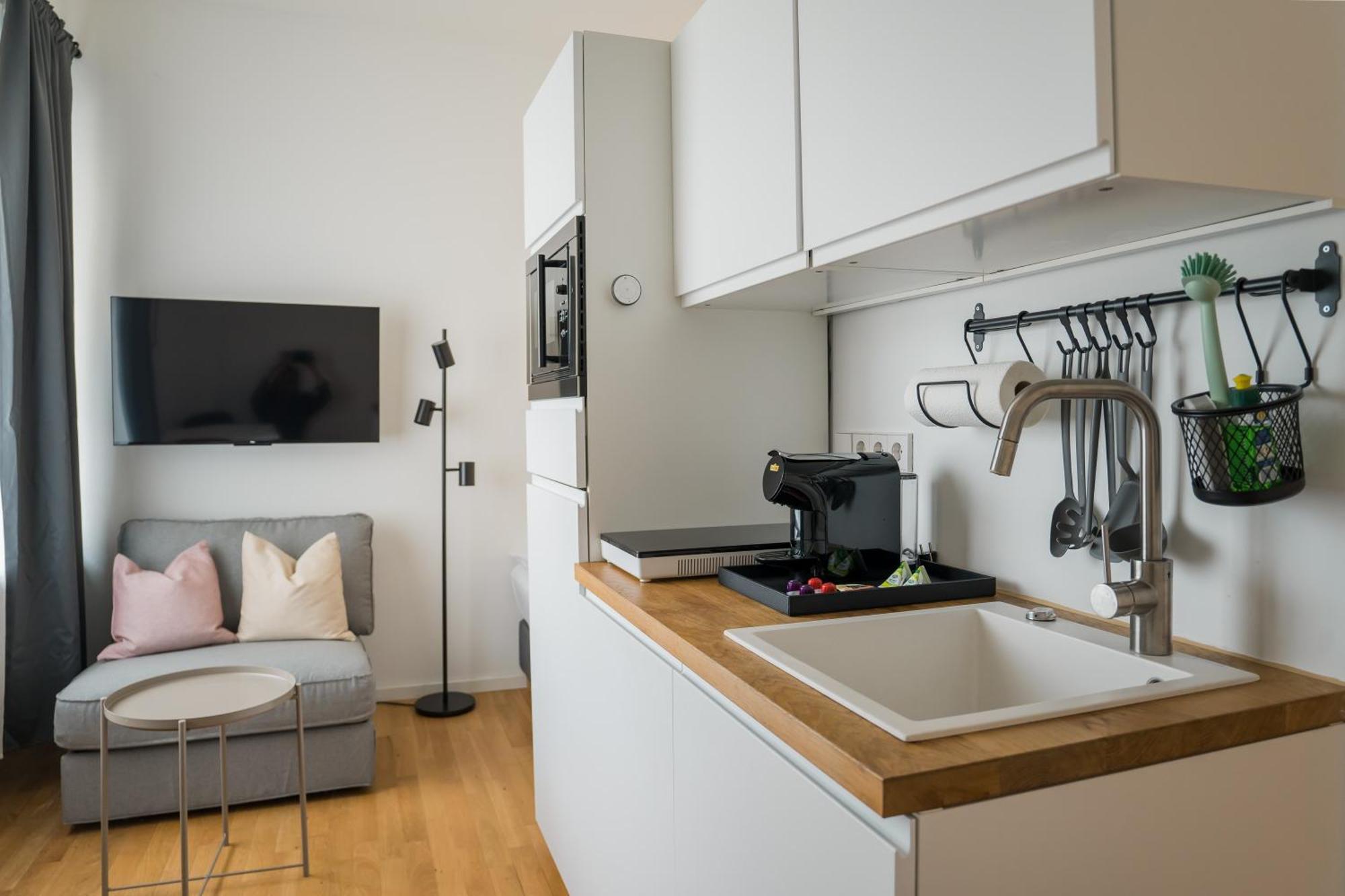Homaris Apartments Schlueterstrasse Берлин Экстерьер фото