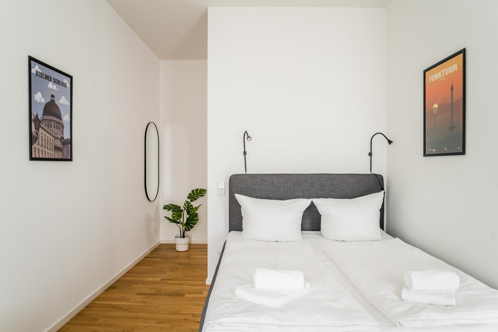 Homaris Apartments Schlueterstrasse Берлин Экстерьер фото