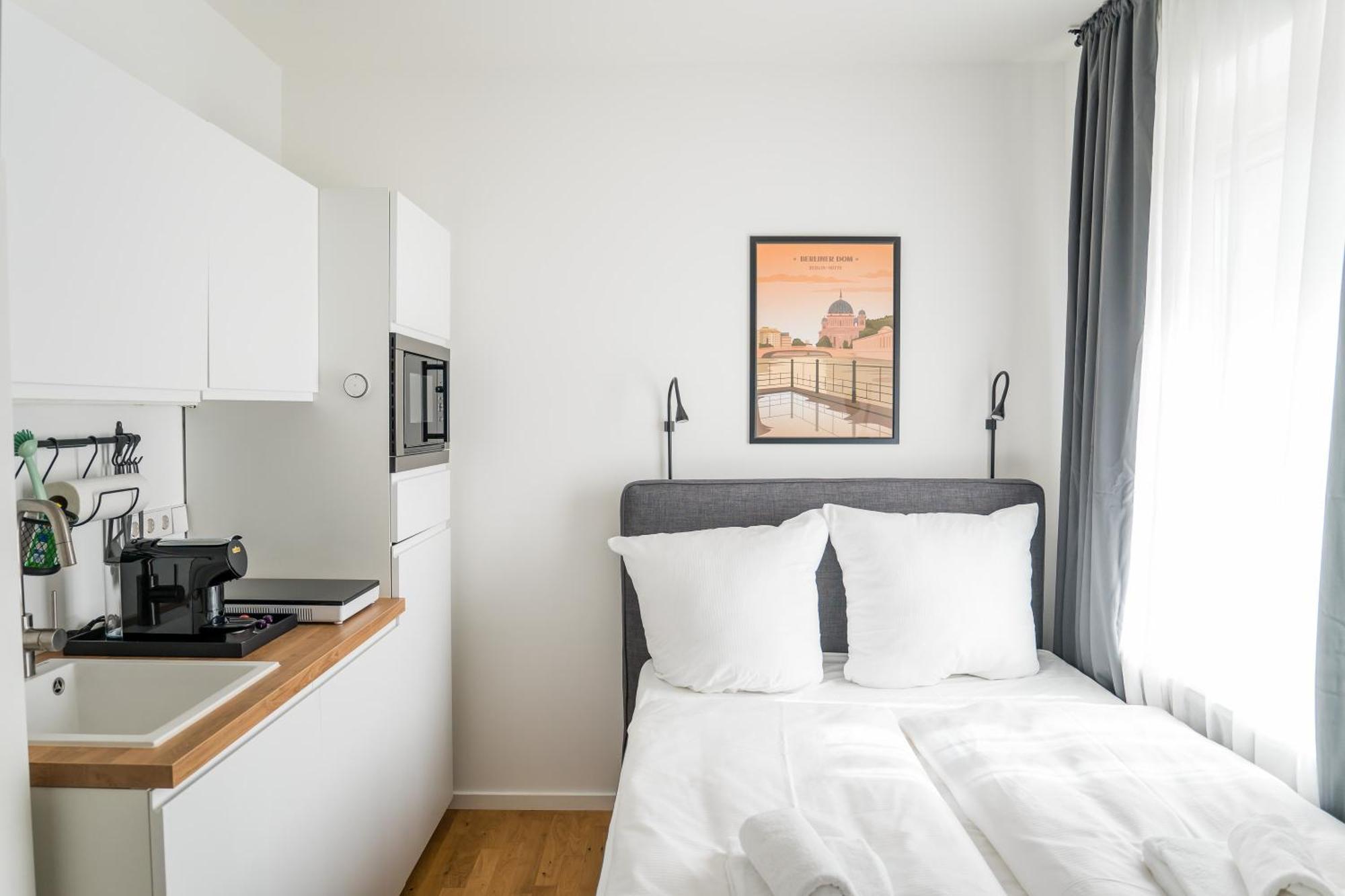 Homaris Apartments Schlueterstrasse Берлин Экстерьер фото