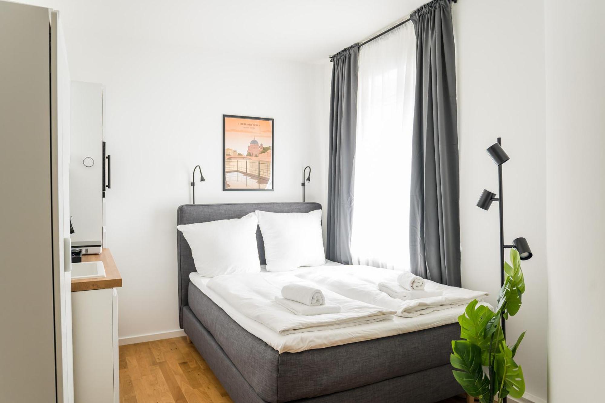 Homaris Apartments Schlueterstrasse Берлин Экстерьер фото