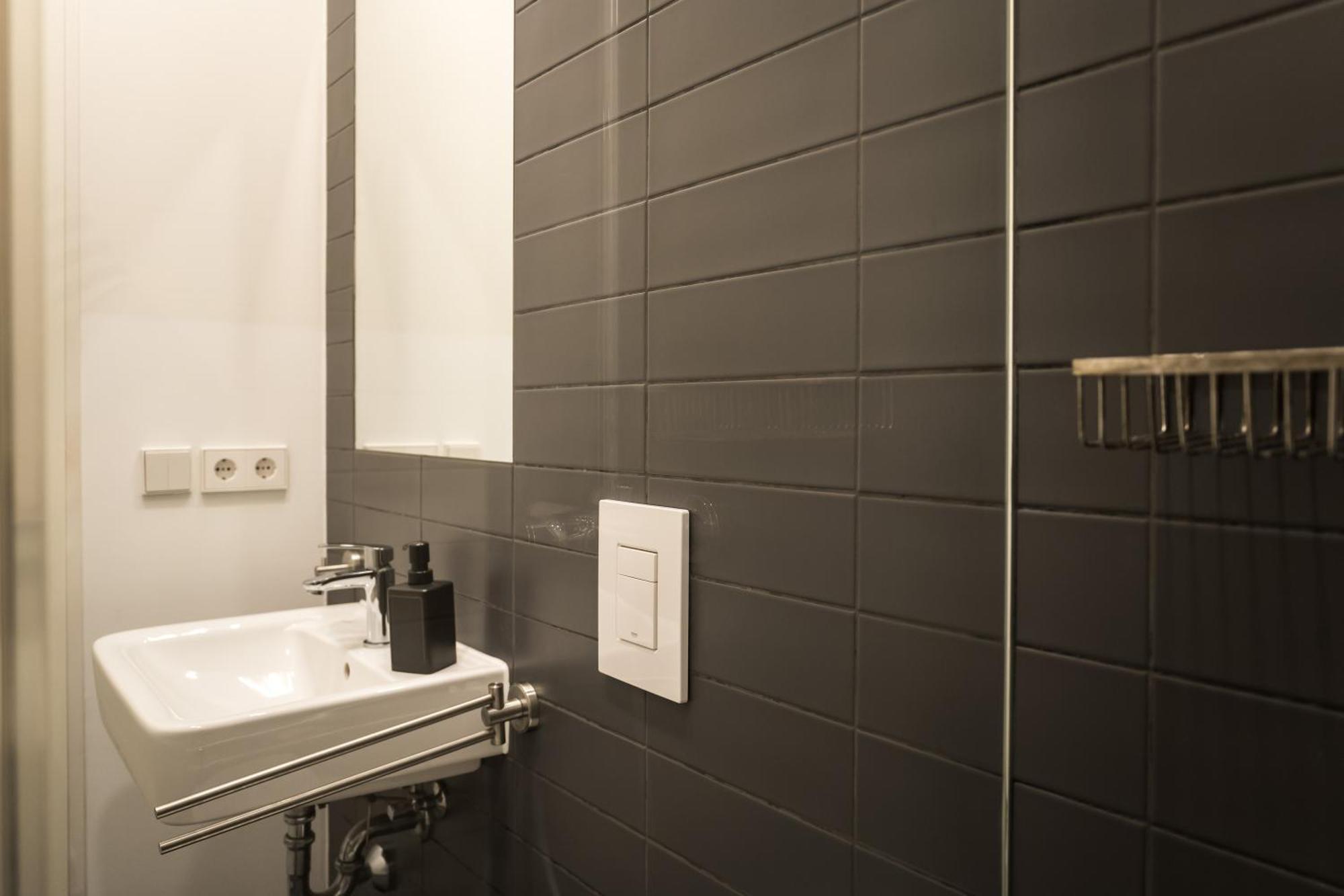 Homaris Apartments Schlueterstrasse Берлин Экстерьер фото