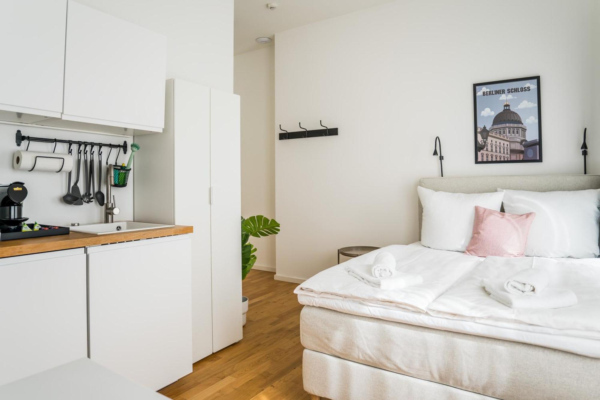 Homaris Apartments Schlueterstrasse Берлин Экстерьер фото