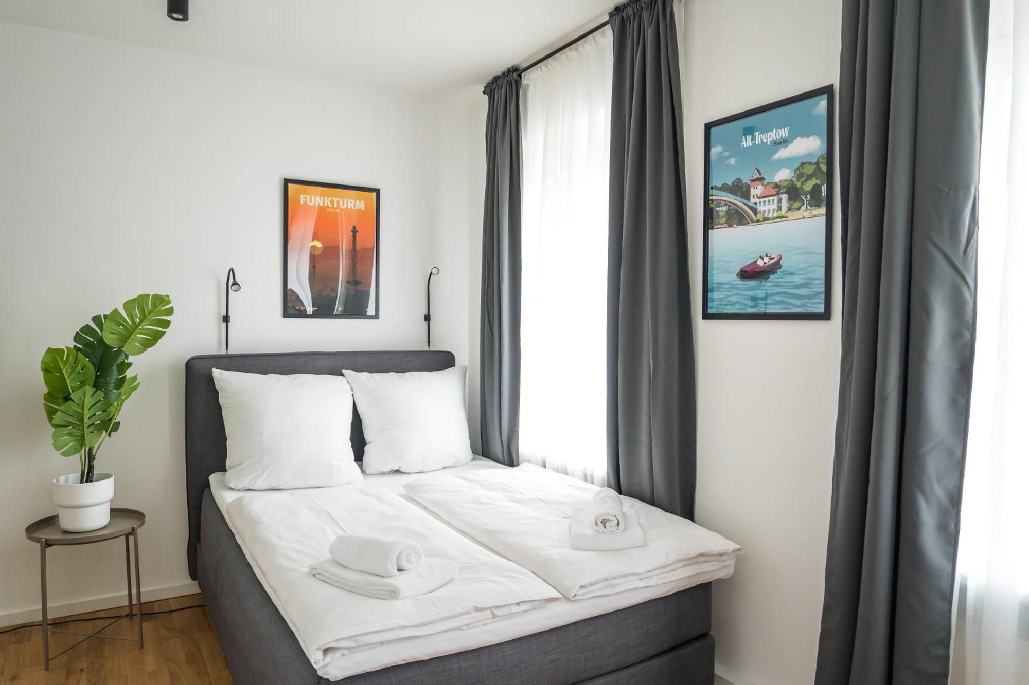 Homaris Apartments Schlueterstrasse Берлин Экстерьер фото